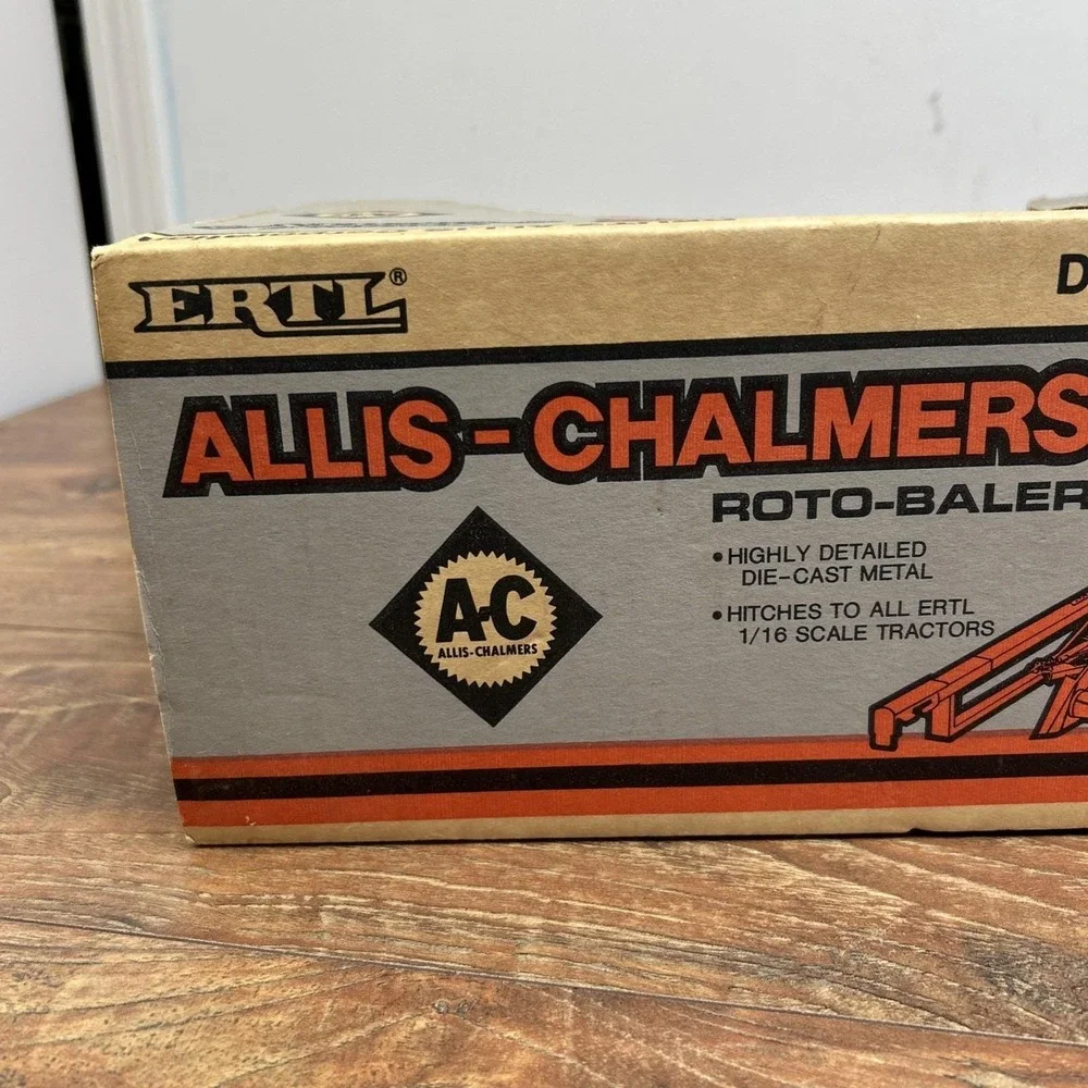 Ertl Allis-Chalmers Roto Baler 1/16 Diecast Orange 1244 1988 USA Special Edition